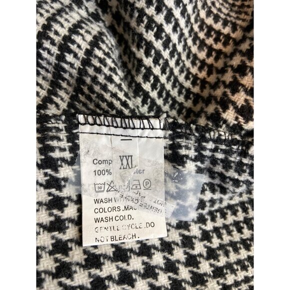 Womens Houndstooth Plaid Shacket Black White Checkered Button Front Retro Glam - Picture 6 of 8